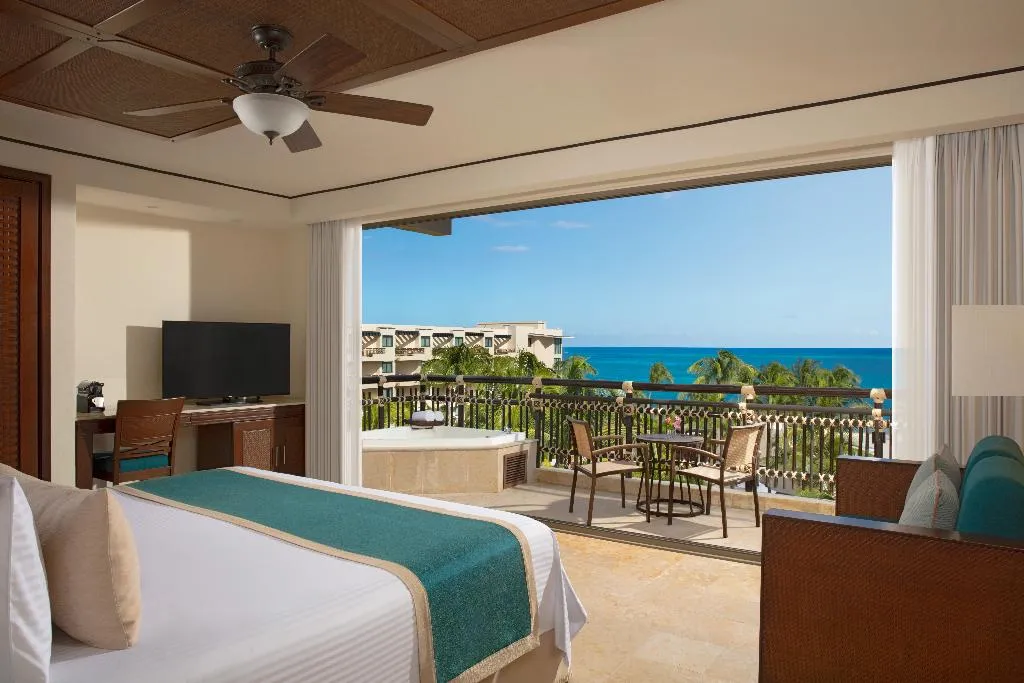 DOUBLE POOL VIEW Room, Dreams Riviera Cancun Resort and Spa, Cancun Area