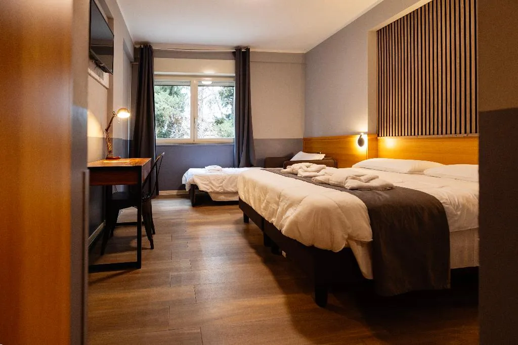 QUADRUPLE STANDARD Room, Scheppers Hotel, Rome