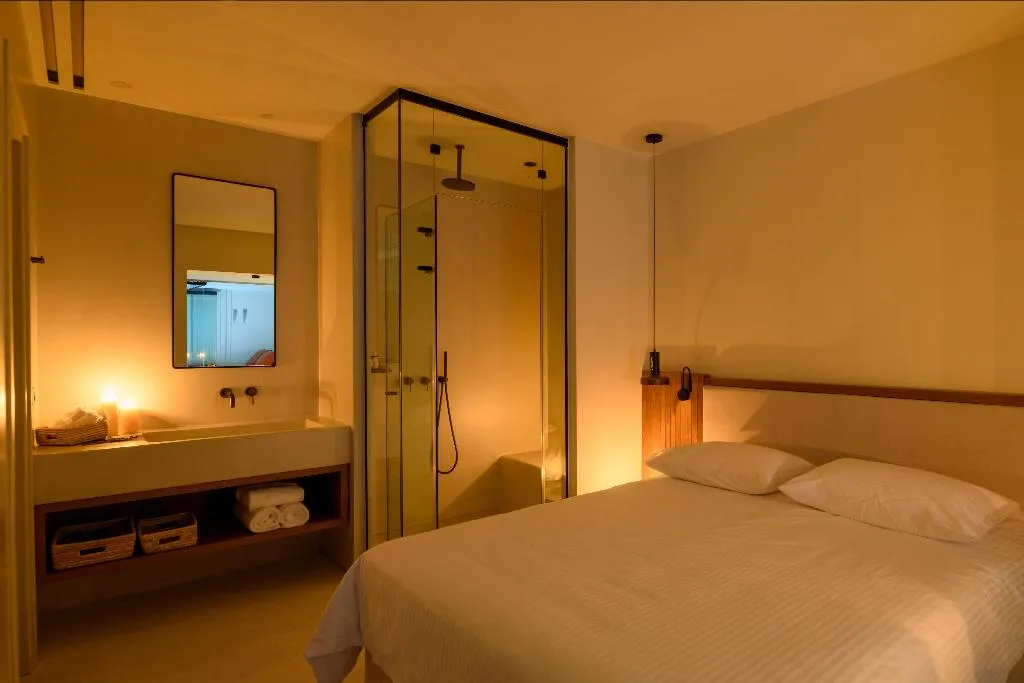 SUITE PREMIUM Room, Potnia Theron Suites, Santorini