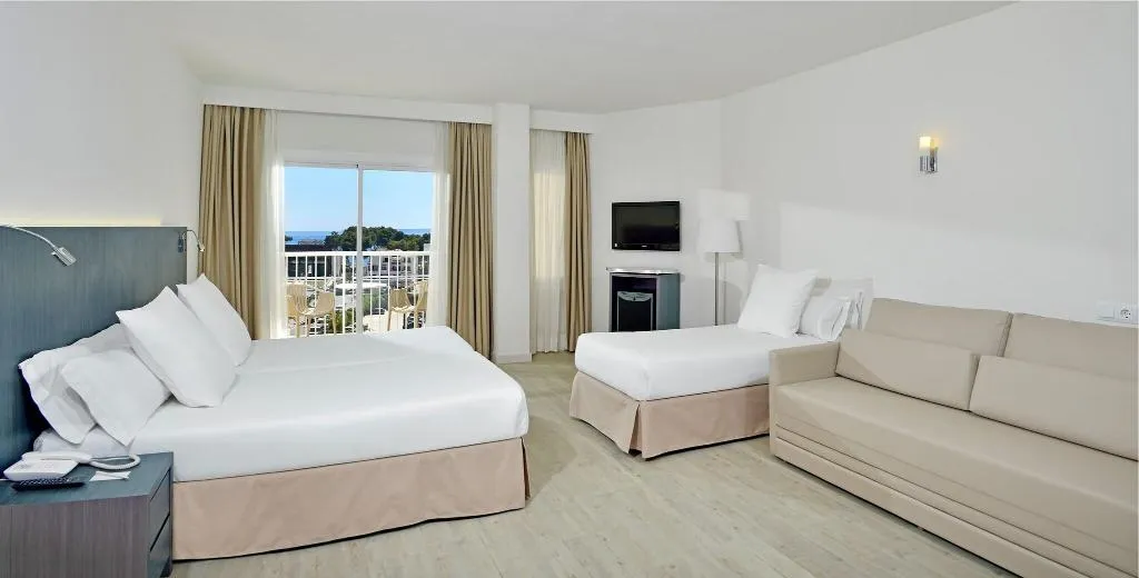 FAMILY ROOM TWO BEDS Room, Sol Guadalupe, Majorca
