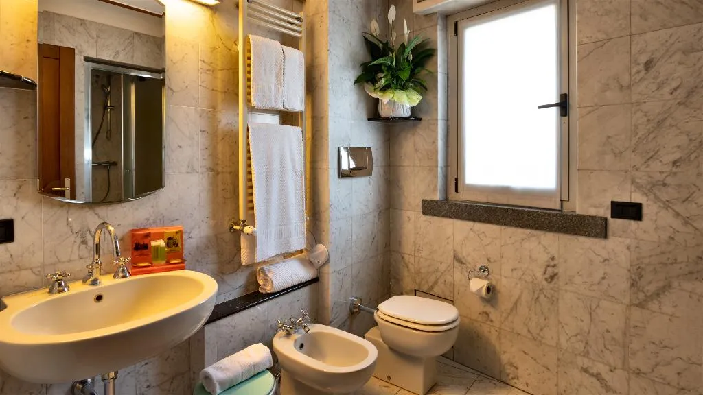 SINGLE STANDARD Room, Sunflower Hotel Milano, Milan