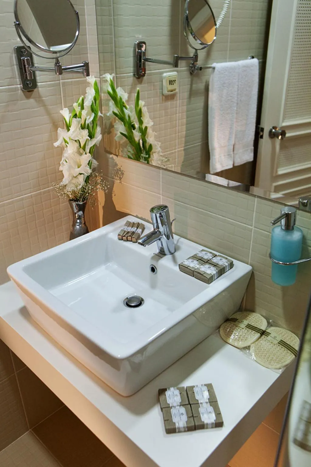 DOUBLE SINGLE USE LAND VIEW Room, Royal Asarlik Beach Hotel, Bodrum
