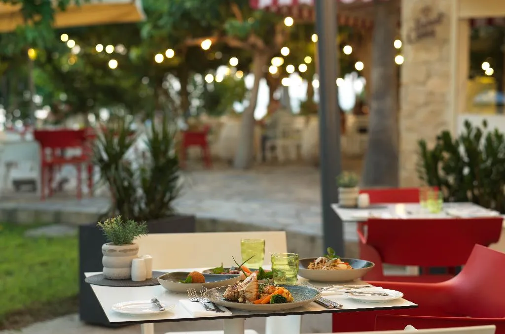 Restaurant, St George Beach Hotel & Spa Resort, Cyprus