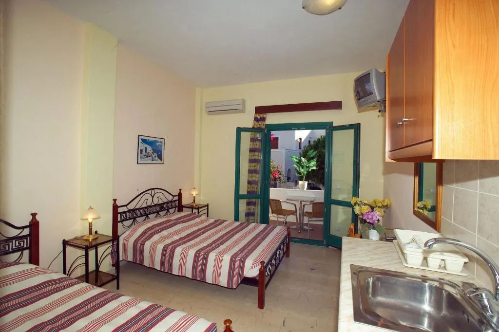 Room, Ifestia, Santorini