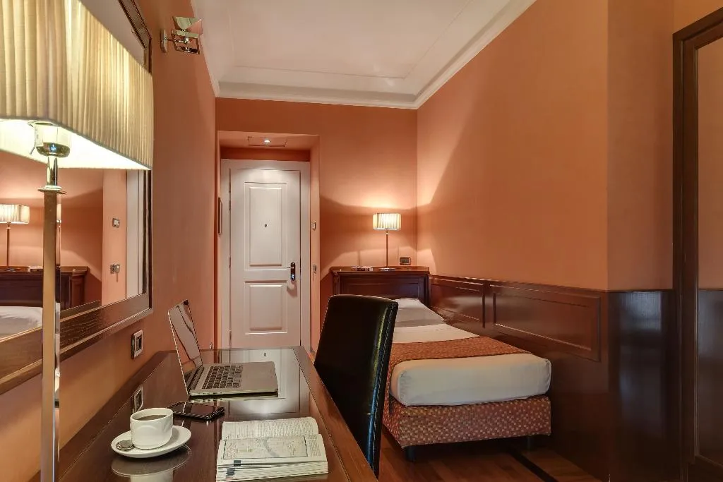 SINGLE COMFORT Room, Grand Hotel Adriatico, Florence