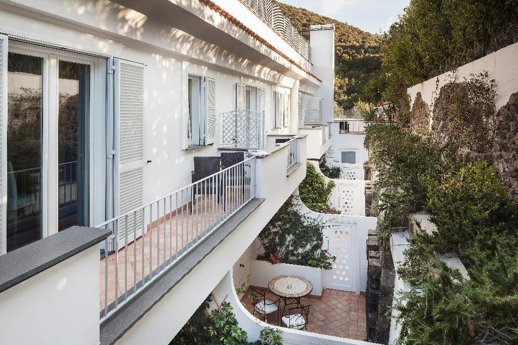 Double or Twin CLASSIC Room, Grifo Hotel Charme&SPA, Naples