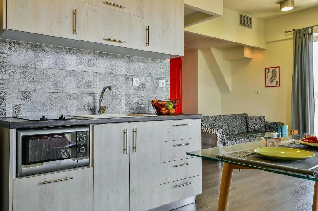 Room, Athens Way Lofts, Athens