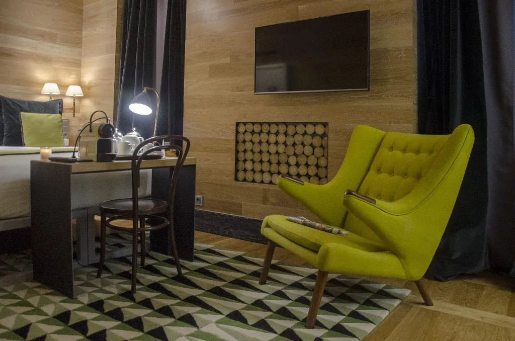 DOUBLE INNER Room, Browns Central Hotel, Lisbon