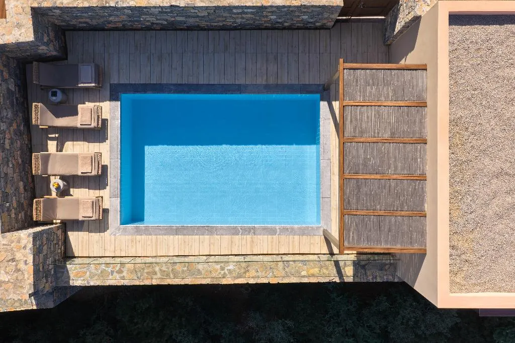 VILLA TWO BEDROOMS WITH PRIVATE POOL Room, Daios Cove, Crete