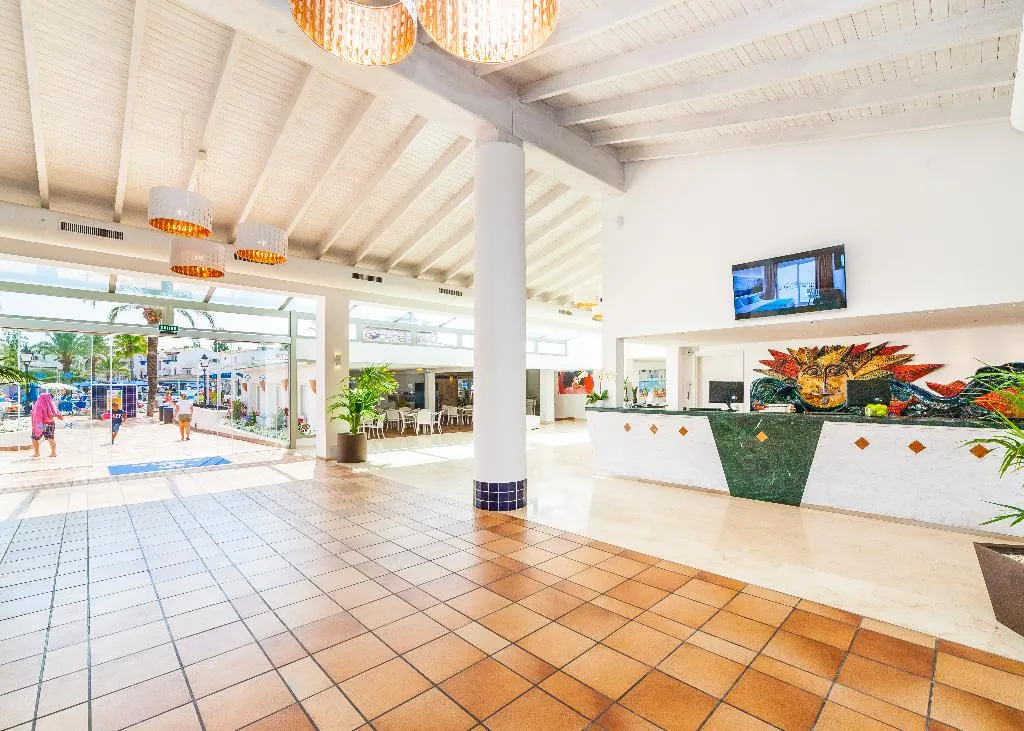 Lobby, Globales Aparthotel Bouganvilla, Majorca