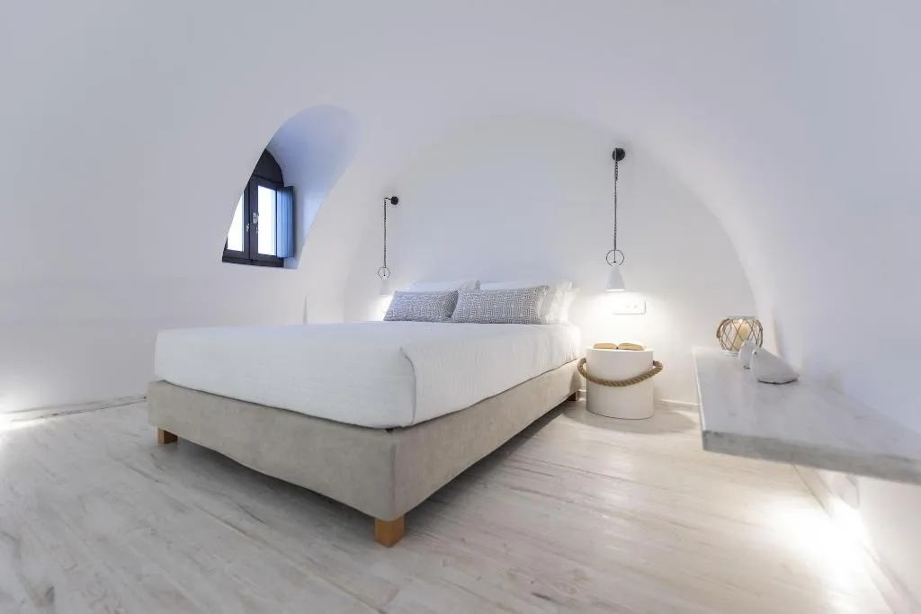Room, Caldera Memories, Santorini