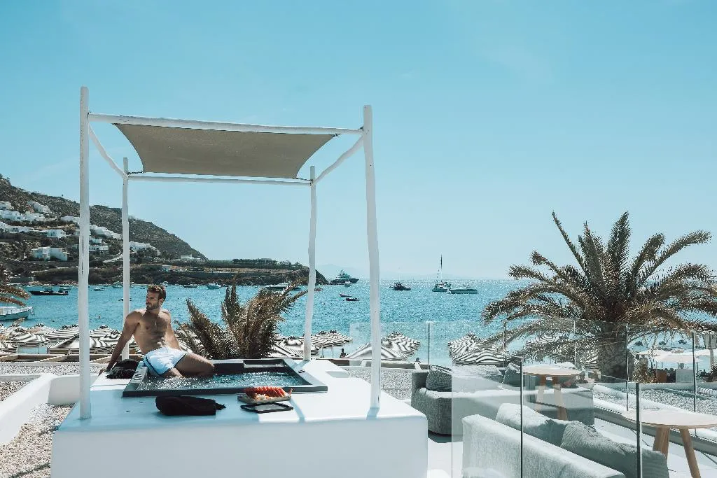 SUITE WITH JACUZZI Room, Mykonos Ammos, Mykonos