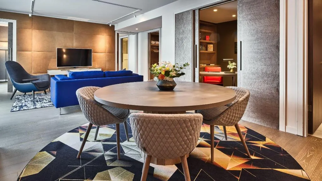SUITE STANDARD Room, Hyatt Regency Amsterdam, Amsterdam