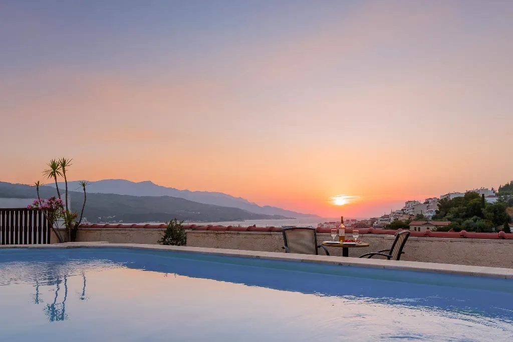Pool, Virginia Hotel, Samos