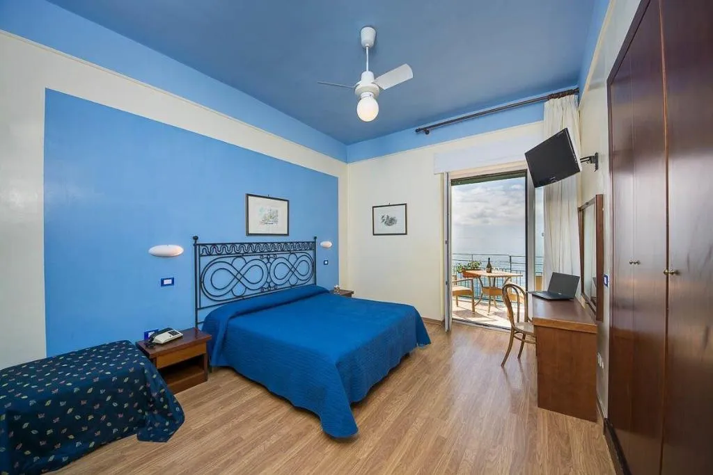 Room, Hotel Sole, Naples