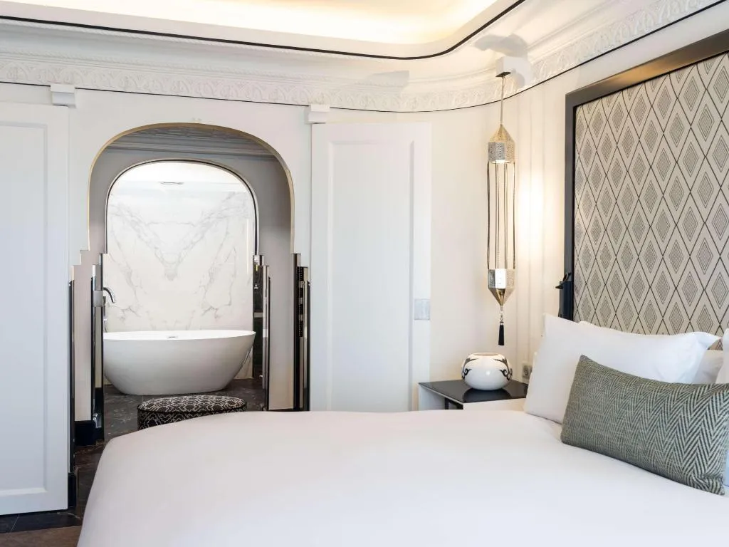 SUITE WITH BALCONY WITH VIEWS Room, Sofitel Marrakech Palais Imperial & Spa, Marrakech