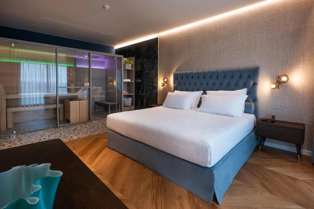 DOUBLE DELUXE Room, Hotel & Spa Savoy Beach, Venice