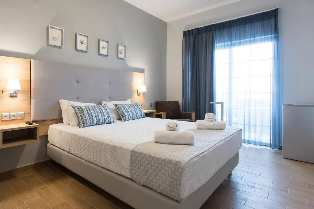 DOUBLE SUPERIOR POOL VIEW Room, Georgioupolis Beach Hotel, Crete