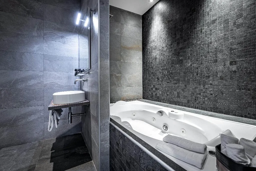 DOUBLE DELUXE Room, Palazzo Alfieri, Florence