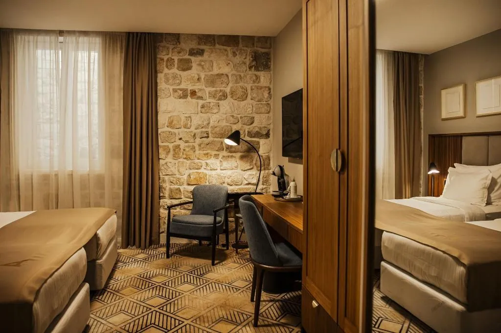 Room, Armerun Heritage Hotel & Residences, Split