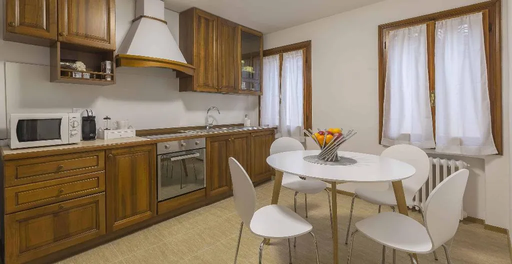 APARTMENT TWO BEDROOMS Room, Palazzo Paruta, Venice