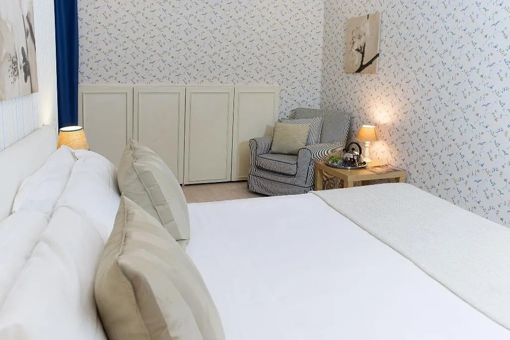 APARTMENT CAPACITY 3 Room, Residenza Echia, Naples