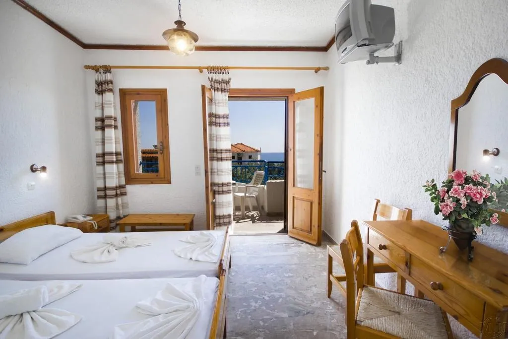 DOUBLE STANDARD Room, Votsalakia Hotel, Samos