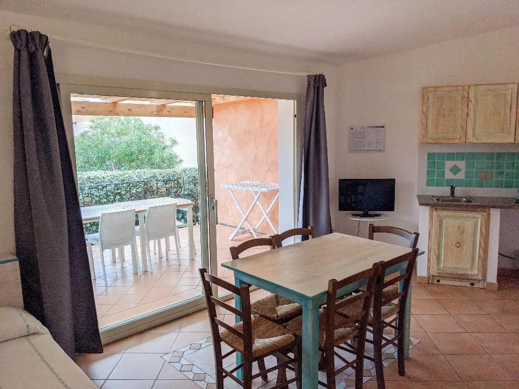 APARTMENT CAPACITY 6 Room, Lu Nibareddu Aparthotel, Olbia