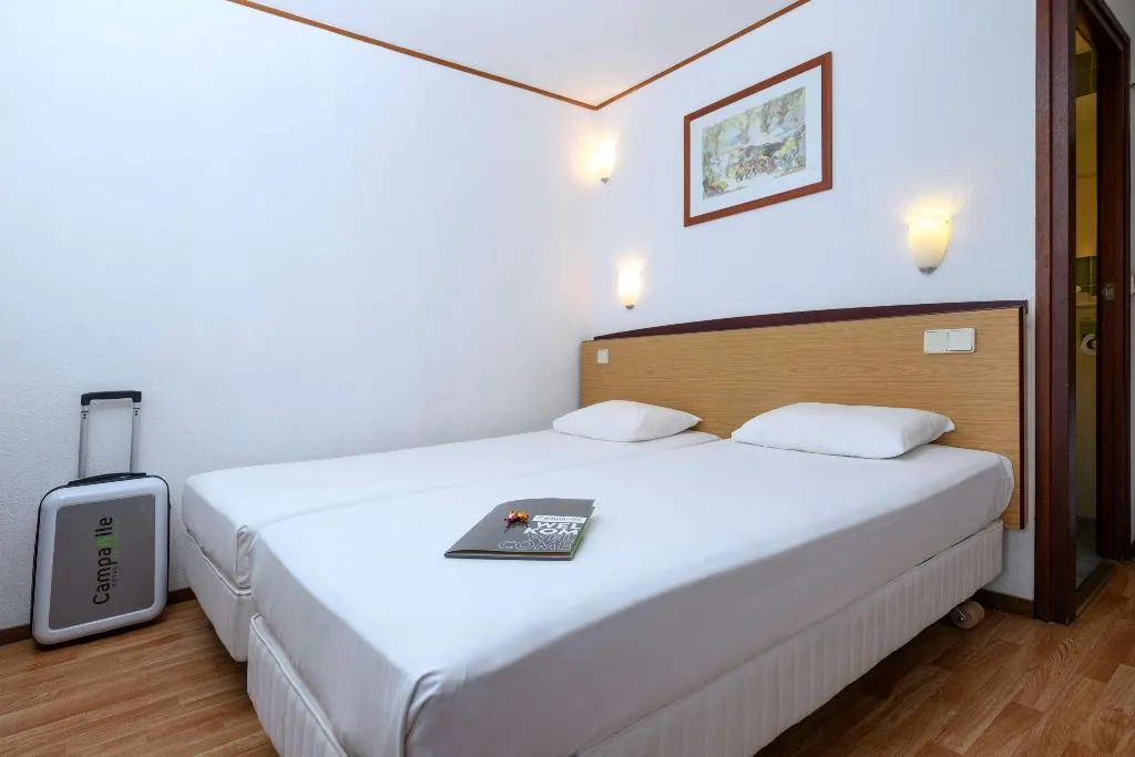 DOUBLE STANDARD Room, Campanile Hotel & Restaurant Gouda, Amsterdam