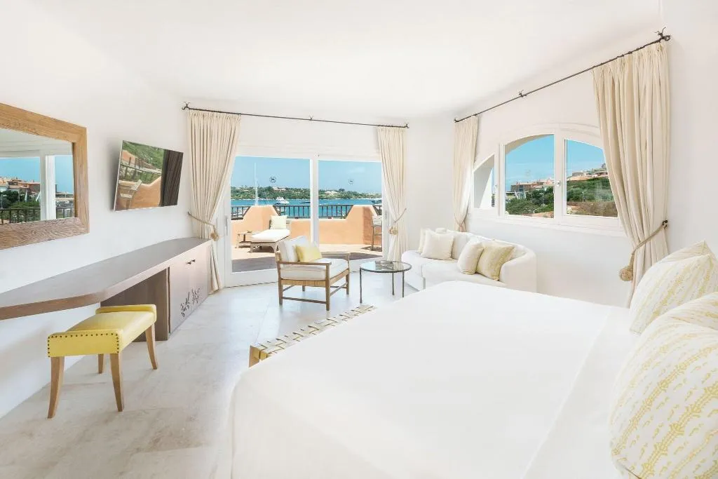 SUITE Presidential WITH VIEWS Room, Cervo, Olbia