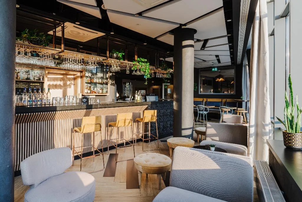 Bar, Hotel Aquarion Family & Friends - Destigo Hotels, Krakow