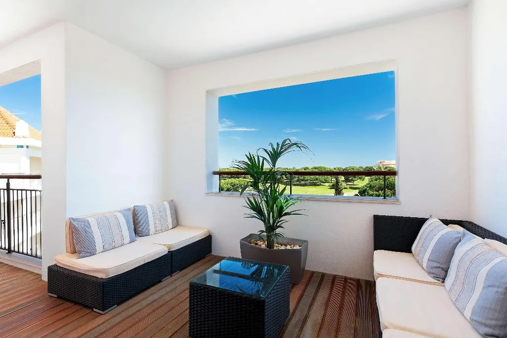 SUITE STANDARD Room, Hilton Vilamoura As Cascatas Golf Resort & Spa, Algarve