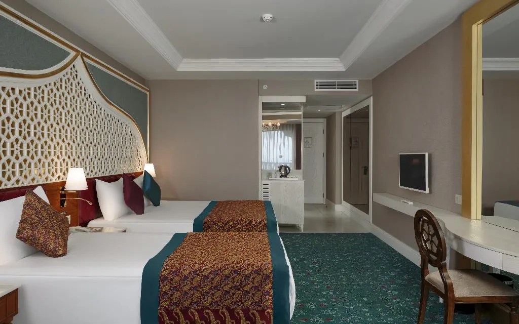 FAMILY ROOM LAND VIEW Room, Royal Taj Mahal, Antalya