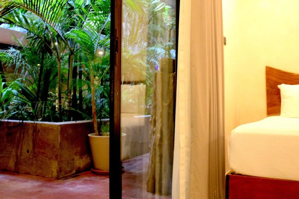 Room, Calea Tulum, Cancun Area