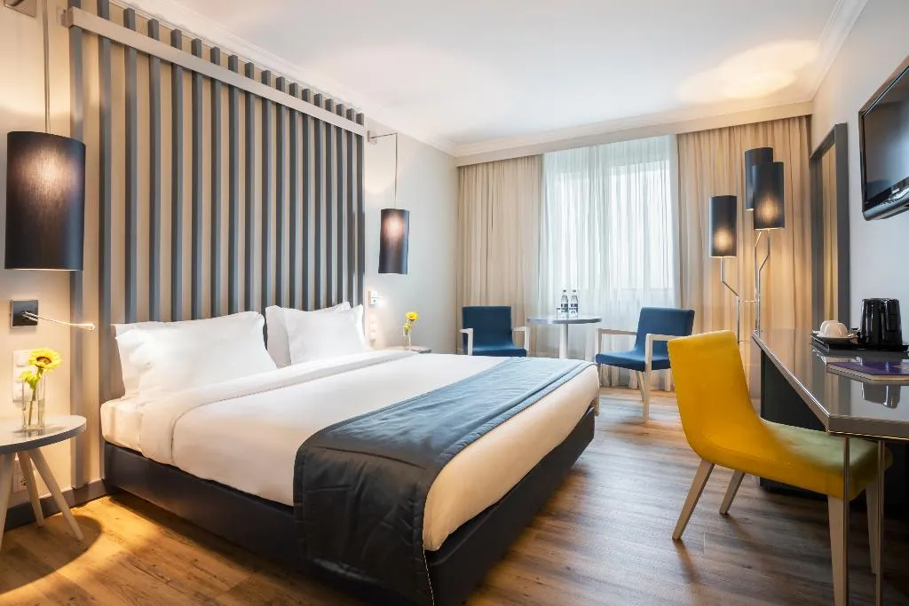 Double or Twin COMFORT Room, HF Ipanema Park, Porto