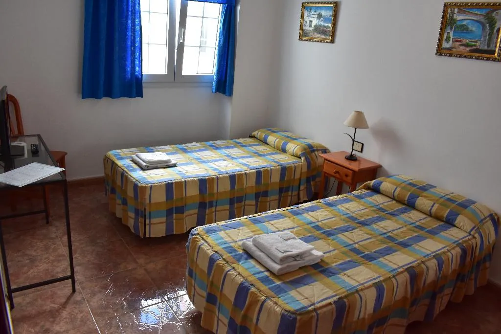DOUBLE WITH SHARED BATHROOM Room, La Fonda Aeropuerto, Gran Canaria