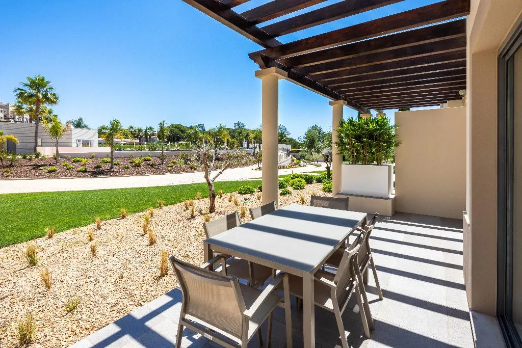 APARTMENT TWO BEDROOMS Room, Shantiapartments, Algarve