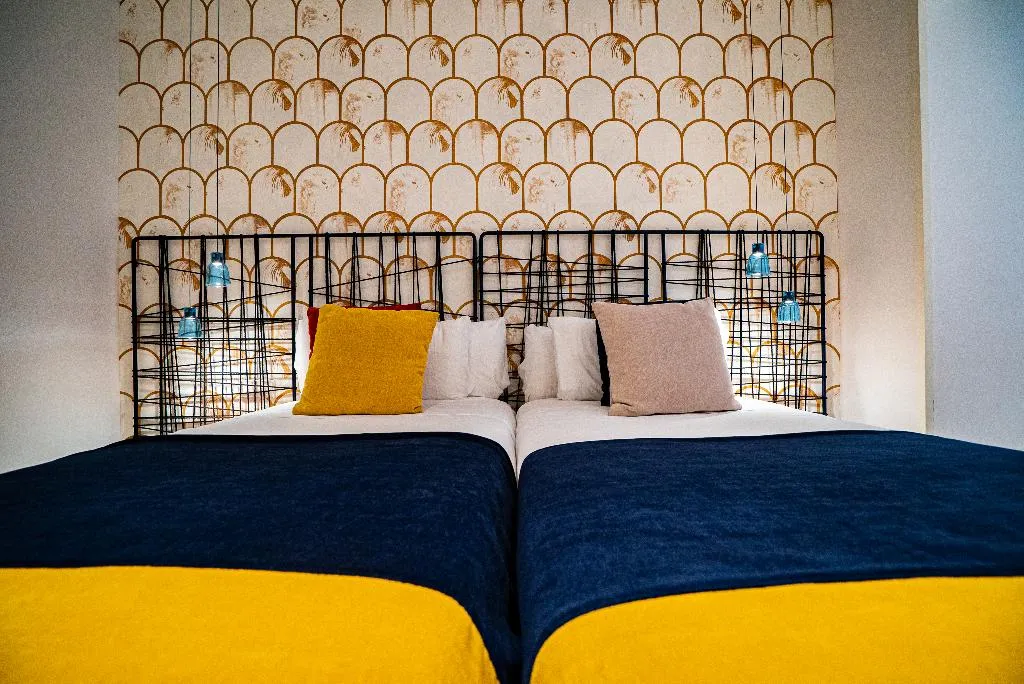 APARTMENT CAPACITY 7 TWO BEDROOMS Room, Smartrental Collection Gran Vía Centric, Madrid