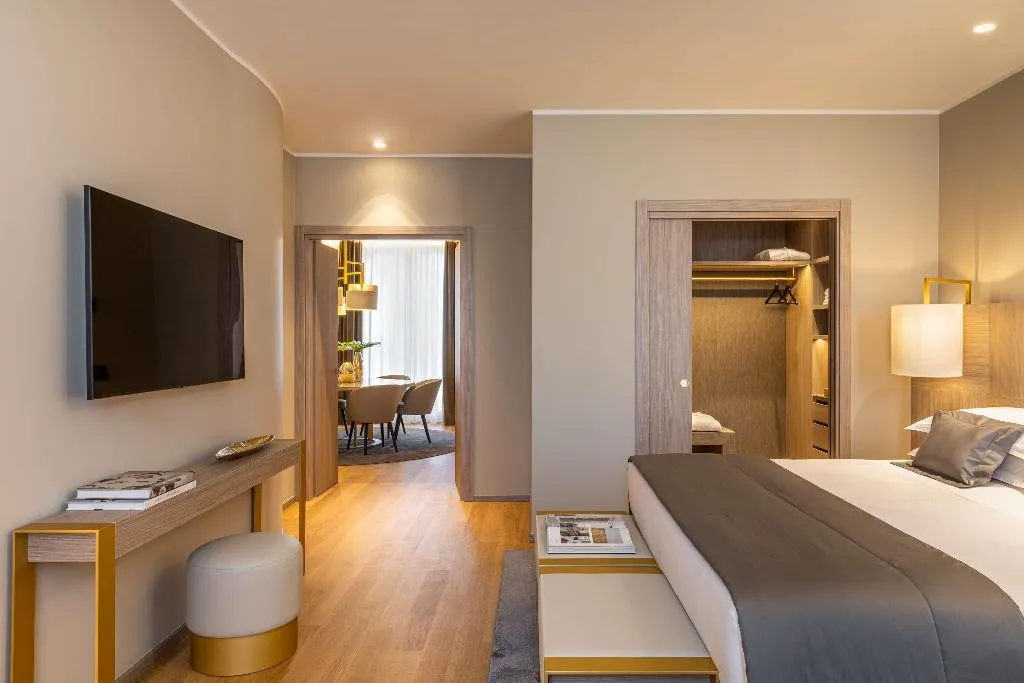 Room, Rosa Grand Milano - Starhotels Collezione, Milan
