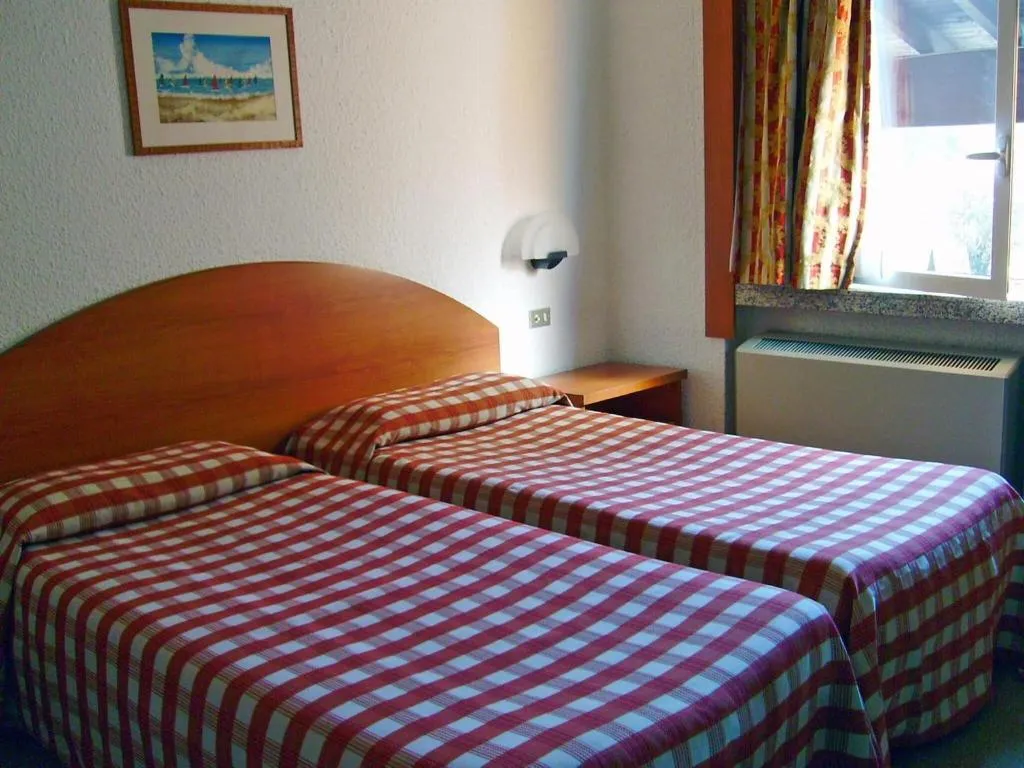 Room, Golf Hotel Resort, Milan