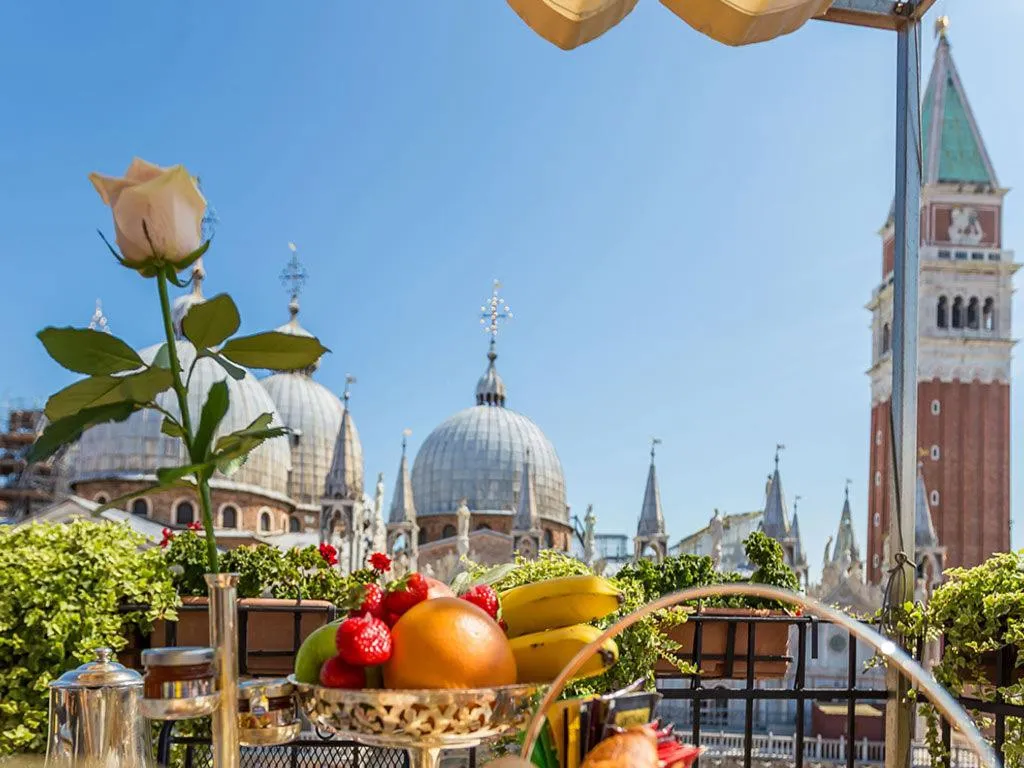 SUITE WITH TERRACE Room, Concordia, Venice