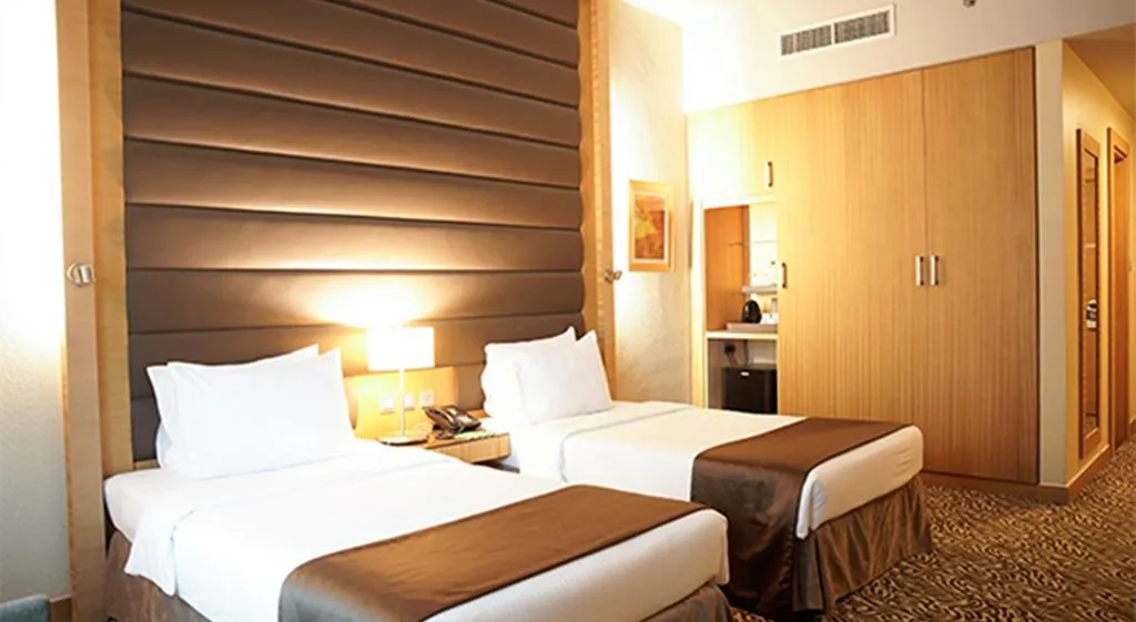 TWIN SUPERIOR Room, Copthorne Hotel Sharjah, Dubai