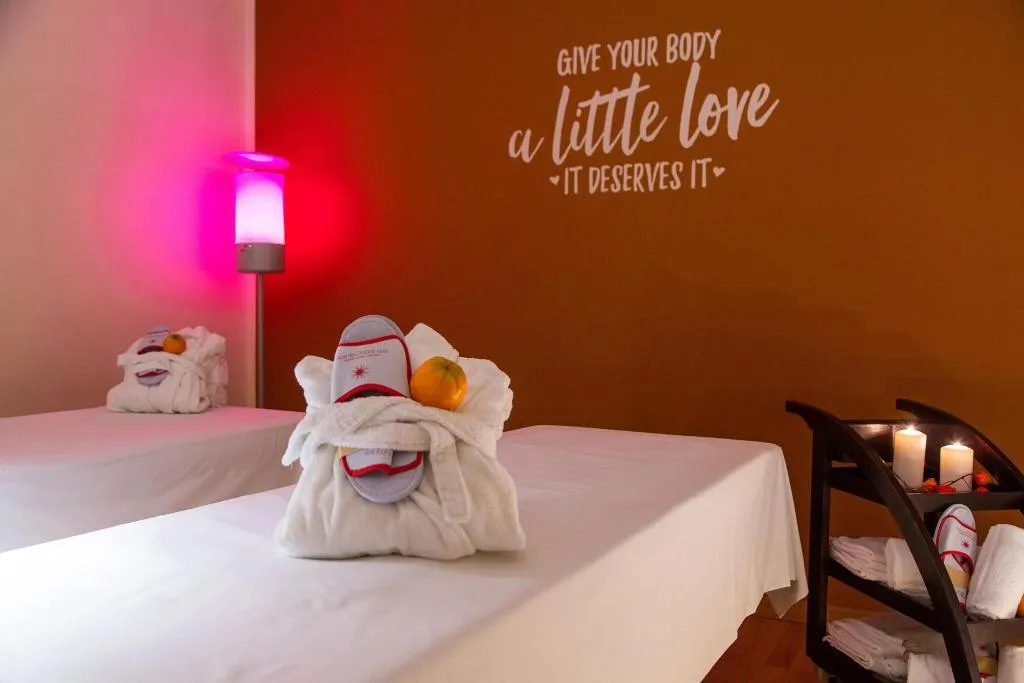 Sports and Entertainment, Four Points by Sheraton Catania Hotel & Conference, Catania