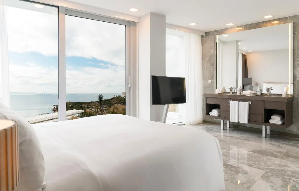 FAMILY ROOM SEA VIEW WITH TERRACE Room, Le Meridien Bodrum Beach Resort, Bodrum