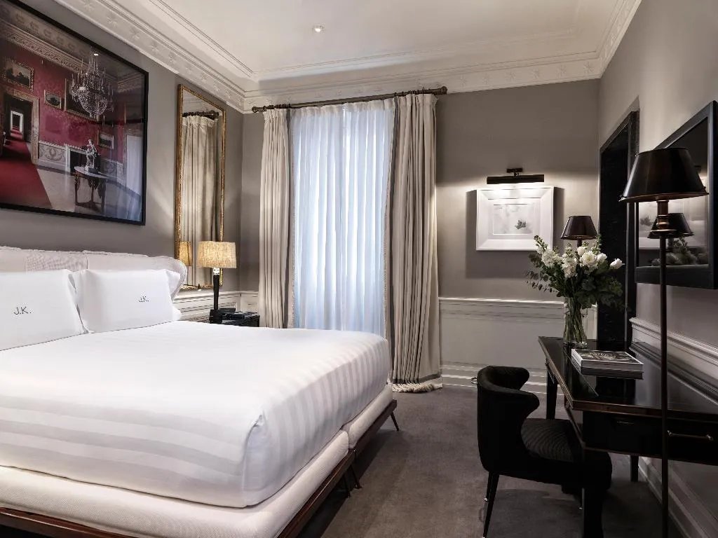 Room DELUXE Room, J.K. Place Roma - The Leading Hotels o/t World, Rome