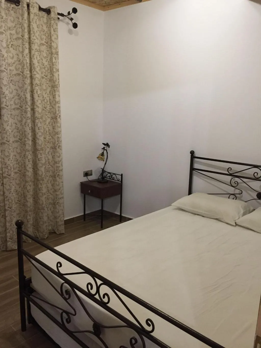 Room, Anastasia Studios, Rhodes