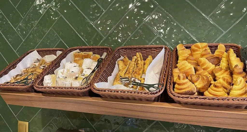Restaurant, Sete Colinas, Lisbon