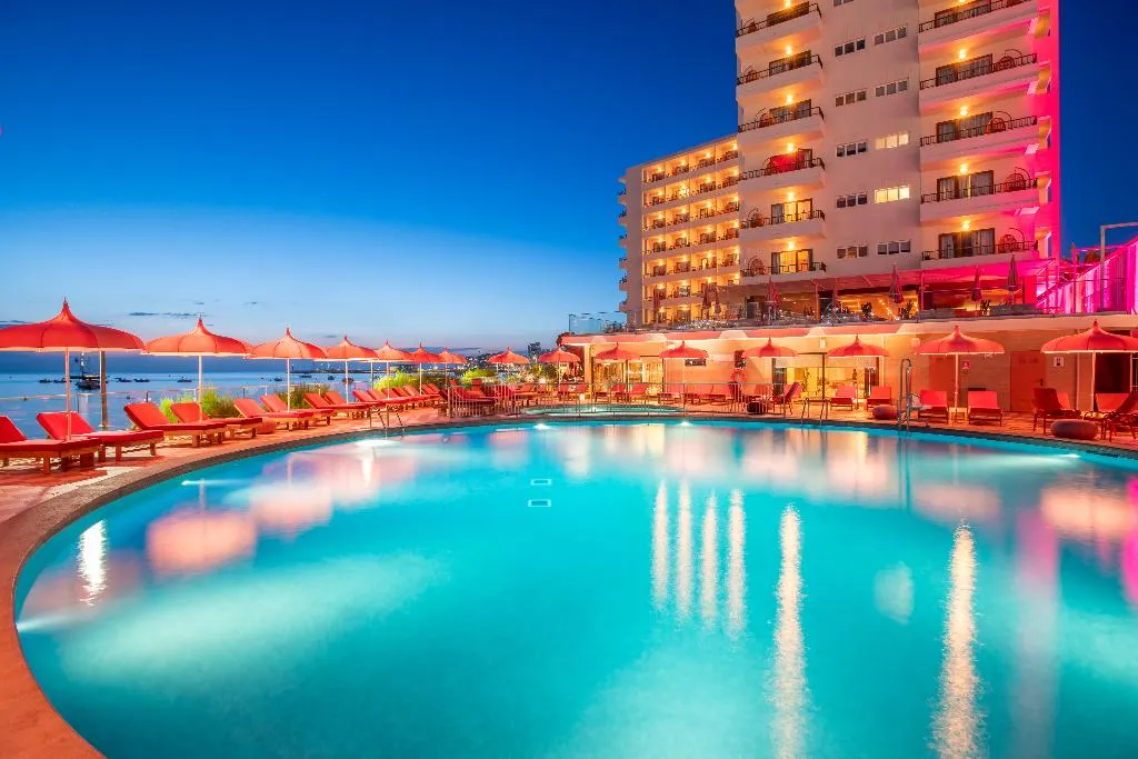 Pool, NYX Hotel Ibiza - Adults only, Ibiza
