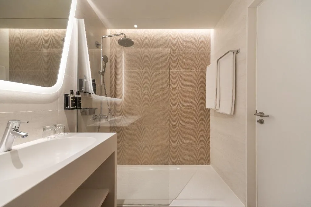 DOUBLE SINGLE USE WITH BALCONY Room, Eurostars Cascais, Lisbon