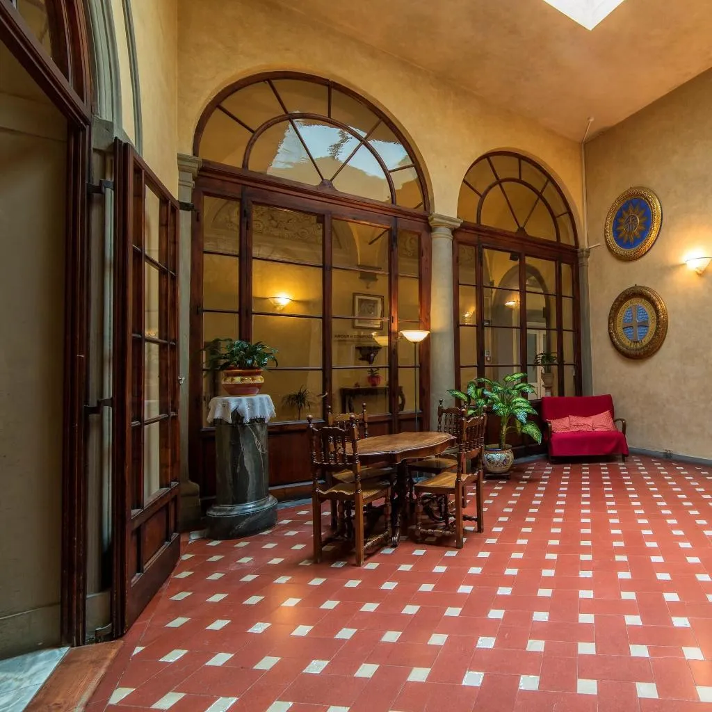 Lobby, Casa Santo Nome Di Gesu, Florence